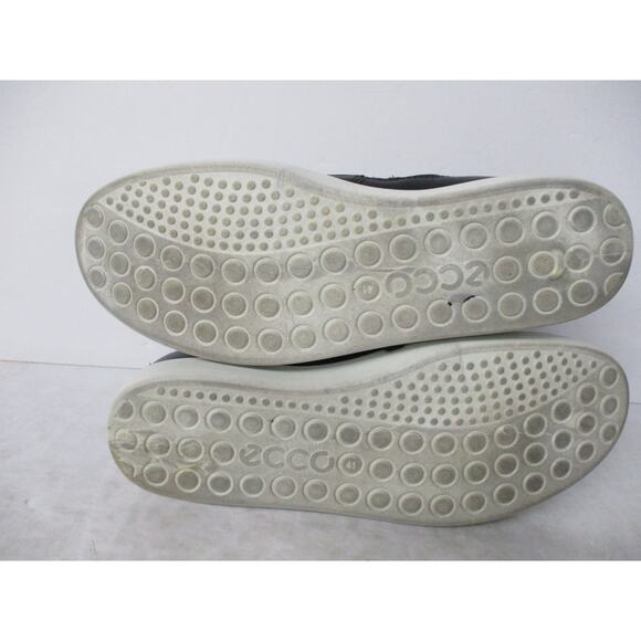 USED ECCO Women's Soft Classic Bootie,Black Suede-Size 10-10.5 - Picture 4 of 16